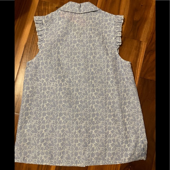 Lilly Pulitzer Lenox Button Down Stripe Eyelet Top, sz 6, NWT - Picture 7 of 7